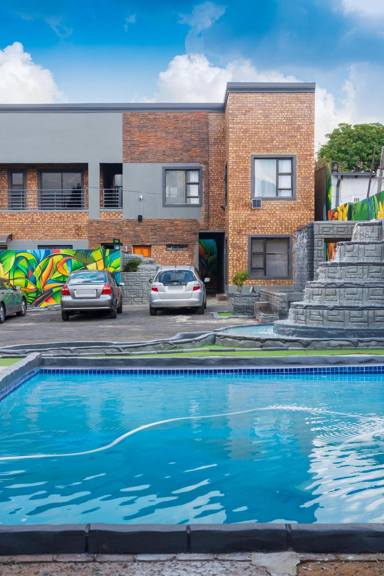 Evans Village - Apartments & Spa Johannesburg Exterior photo