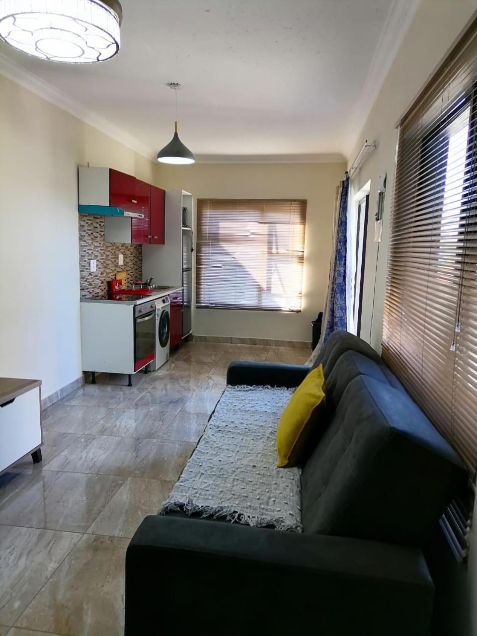 Evans Village - Apartments & Spa Johannesburg Exterior photo